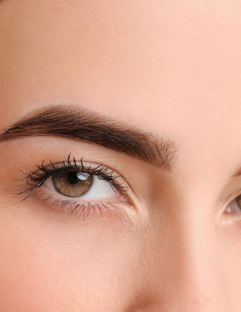 DEPILACIÓN LÁSER ENTRECEJO DULCE CALVO para Unisex | Dulce Calvo