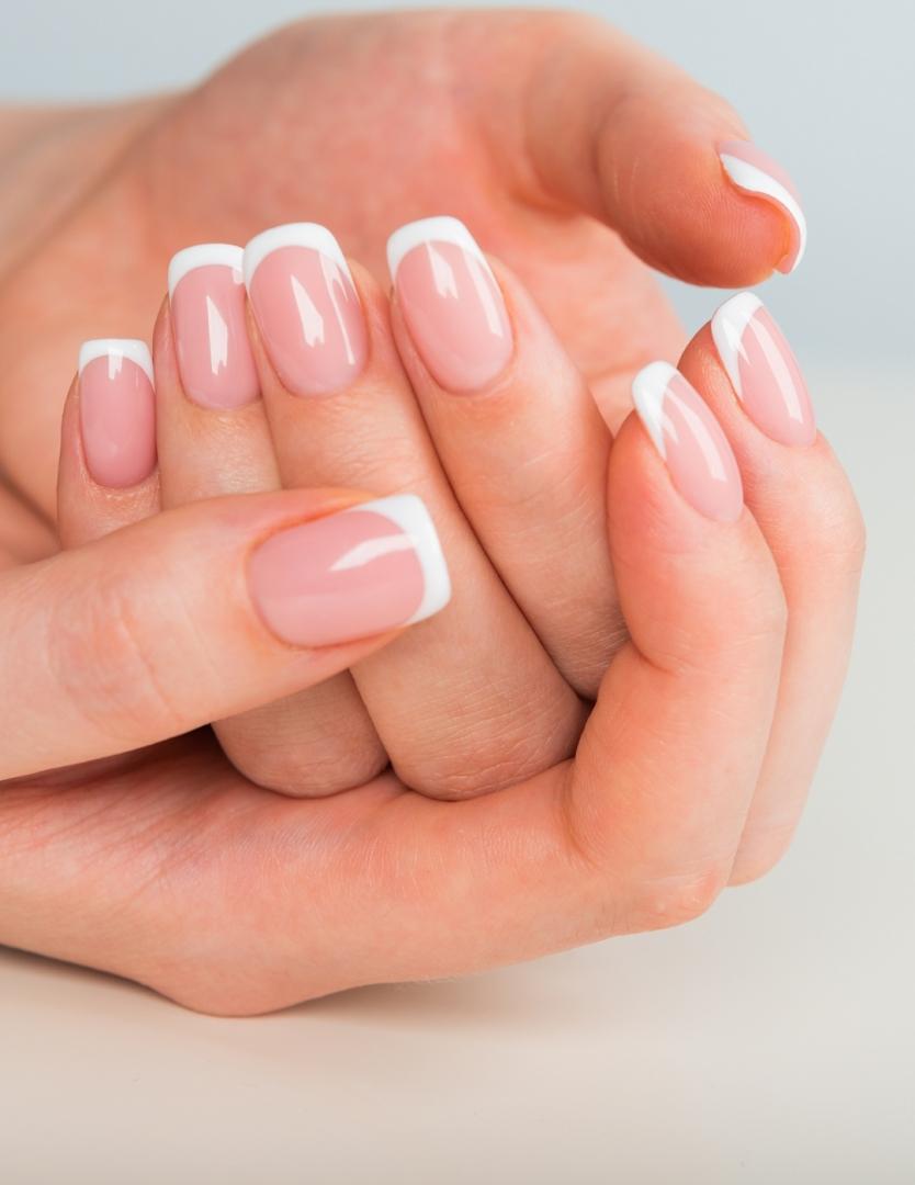 MANICURA FRANCESA DULCE CALVO para Unisex | Dulce Calvo