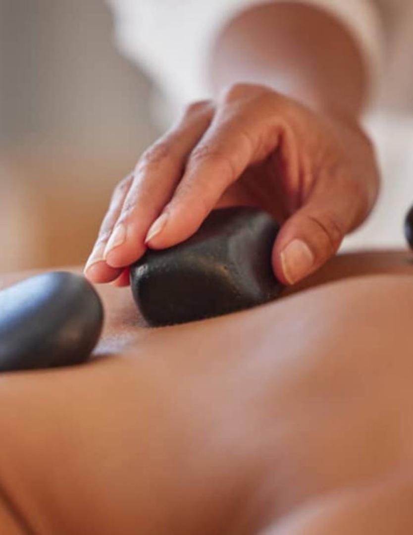 MASAJE PIEDRAS VOLCÁNCAS DULCE CALVO para Unisex | Dulce Calvo